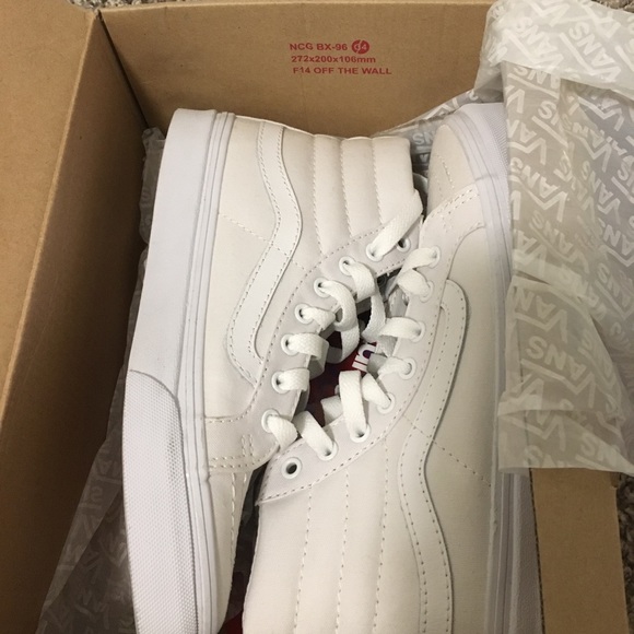 Vans original white hi-tops (sk8-hi slim)! NWT! - Picture 3 of 6